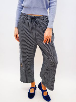 מכנסי פסים פאצ'ים