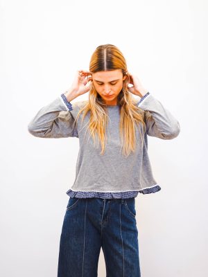 טי סיומת שיבוץ אפור