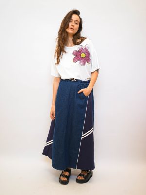 חצאית נינה פסי צד כחול