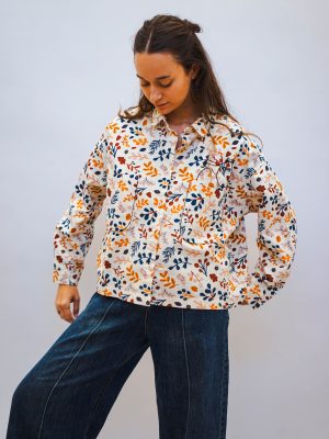 ג'קט/חולצת עלים צבעוניים