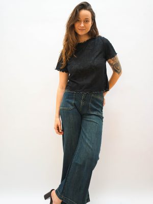 חולצת עלים בבד שחור