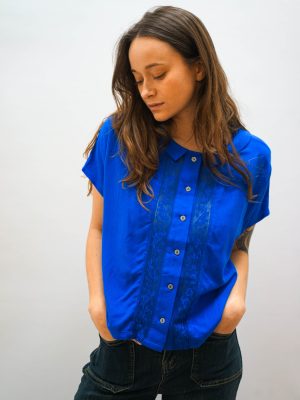 חולצת בלו ליידי