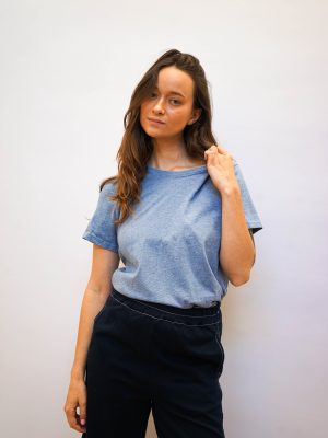 טי בייסיק מוש כחולה