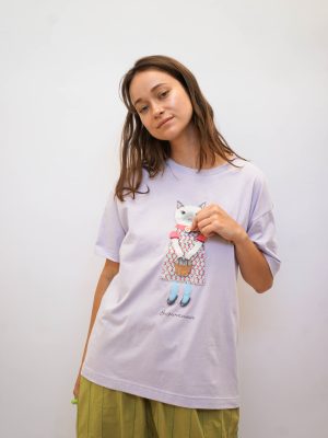 טי חתולה מגונדרת לילך